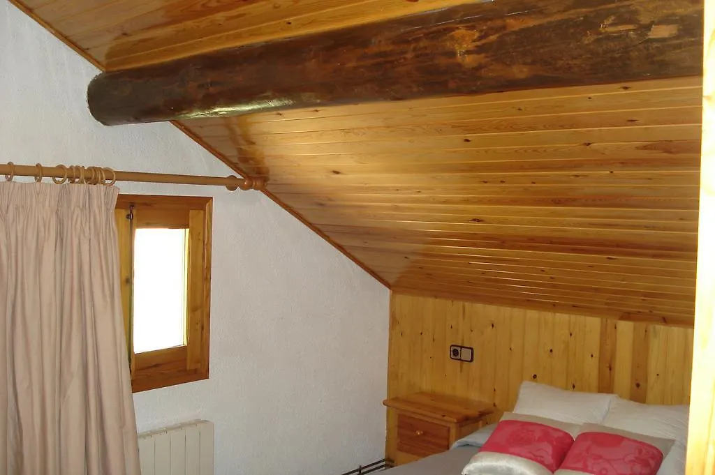 Apartaments Pont Romanic Espot Apartment