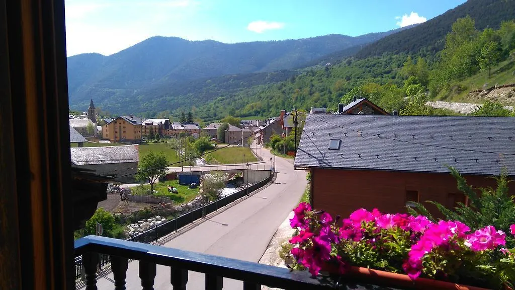 Apartaments Pont Romanic Espot Spain