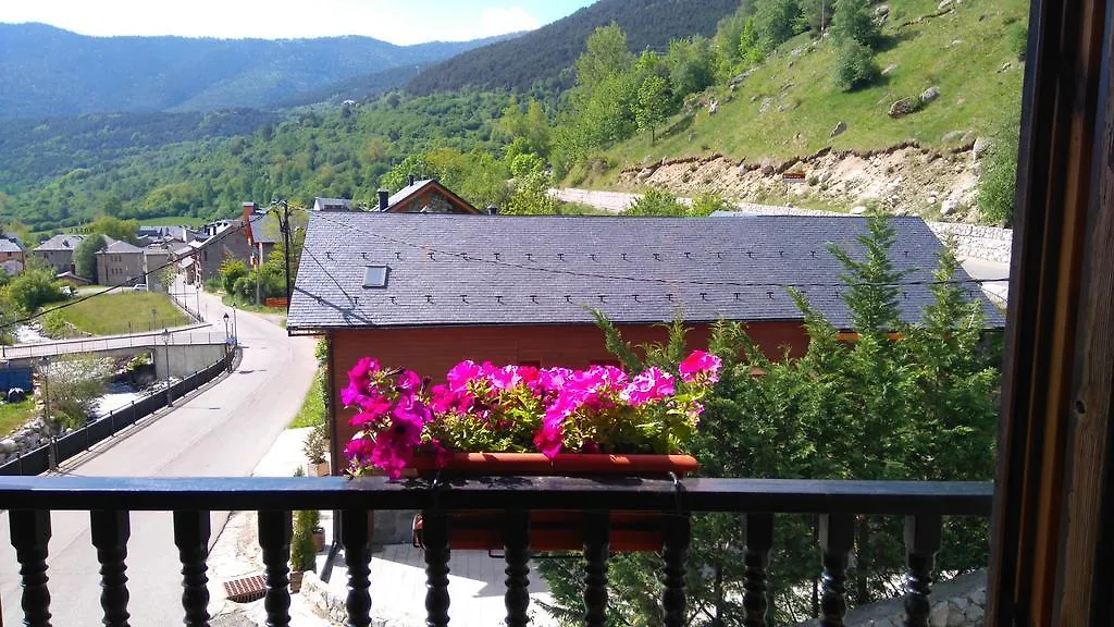 Apartaments Pont Romanic Espot 0*,  Spain