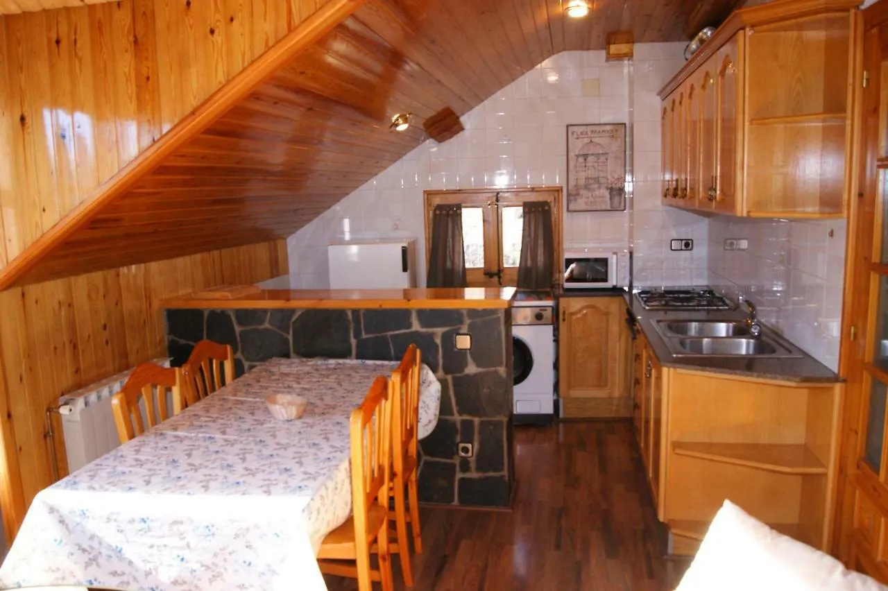 Apartment Apartaments Pont Romanic Espot