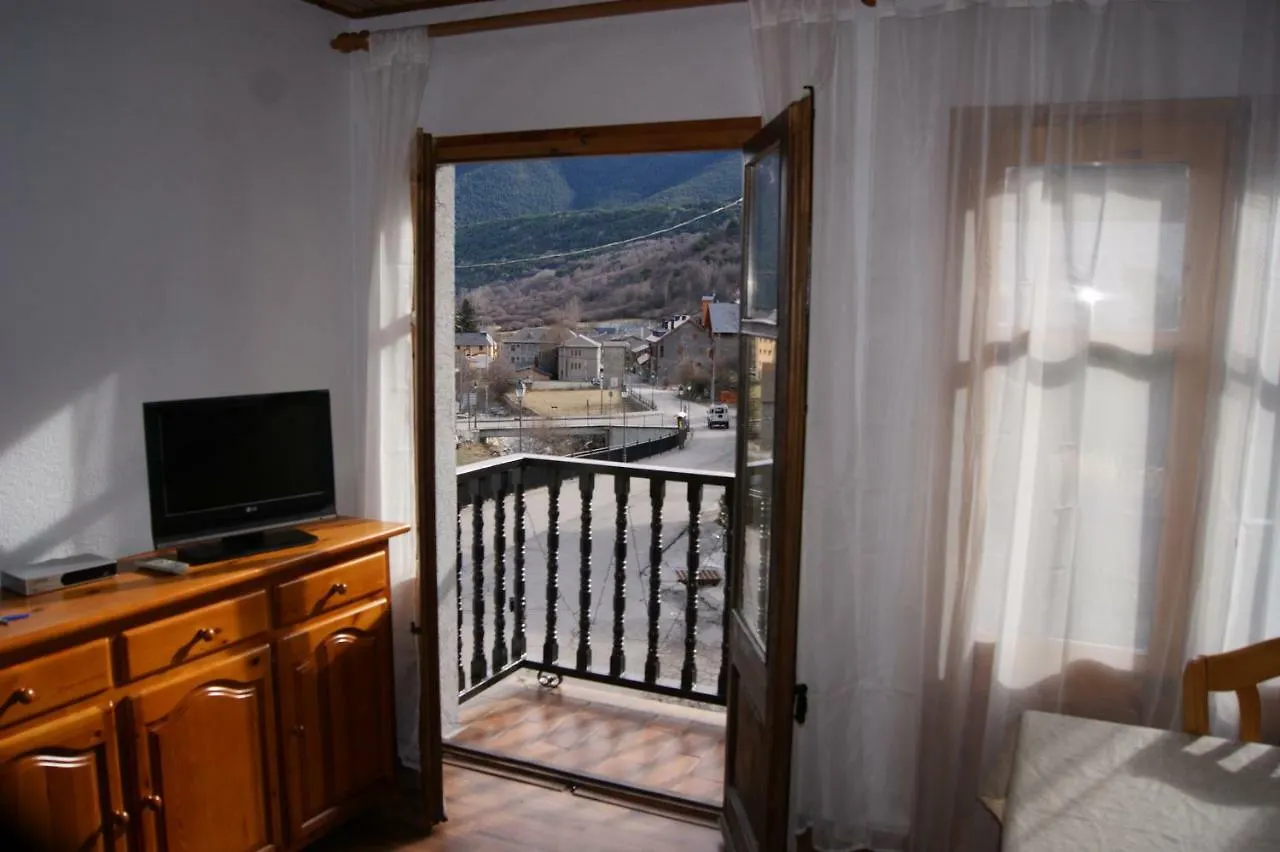 Apartment Apartaments Pont Romanic Espot